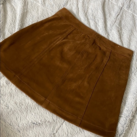 Altar’d State suede skirt NWOT - Picture 3 of 5